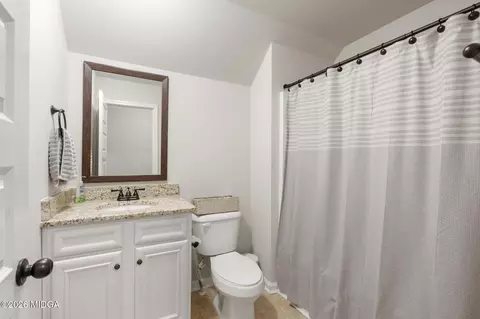 Bath - 90 Timber Dr, Forsyth, GA 31029 photo 4 of 5