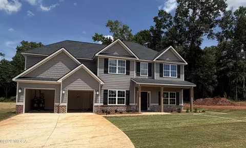 304 Baxter Dr #6, Kathleen, GA 31047