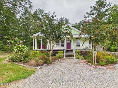 582 Asbury Church, Irwinton, GA 31042