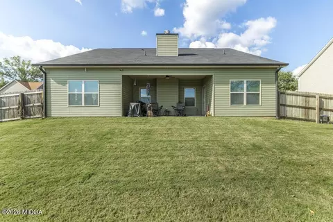 Exterior - 101 Lynn Wright Dr, Perry, GA 31069 photo 6 of 9