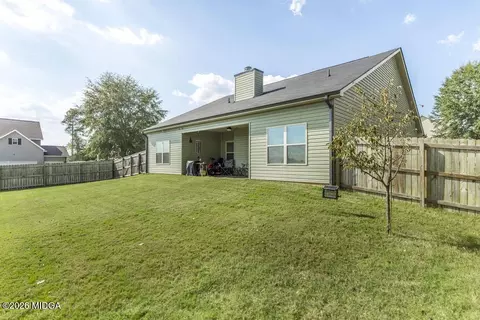 Exterior - 101 Lynn Wright Dr, Perry, GA 31069 photo 5 of 9