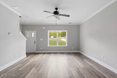 Living - 260 Katherine Dr, Gray, GA 31032 photo 3 of 4