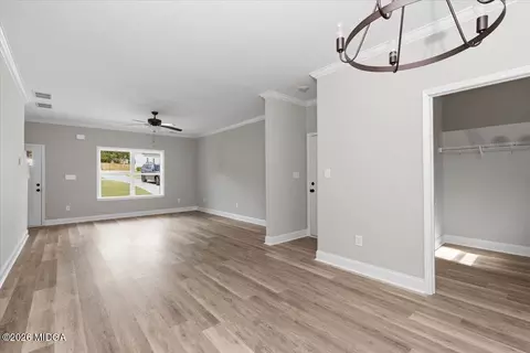 Living - 260 Katherine Dr, Gray, GA 31032 photo 4 of 4