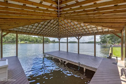 Exterior - 253 Scout Island Rd, Jackson, GA 30233 photo 3 of 20