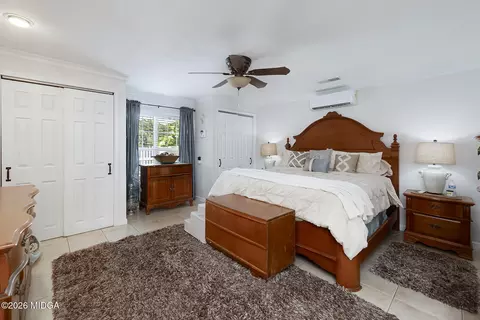 Bedroom - 253 Scout Island Rd, Jackson, GA 30233 photo 1 of 8
