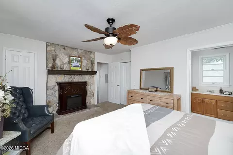 Bedroom - 253 Scout Island Rd, Jackson, GA 30233 photo 5 of 8