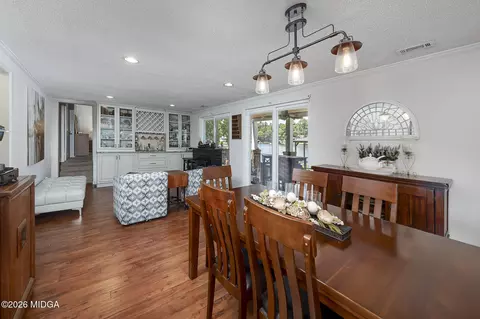Dining - 253 Scout Island Rd, Jackson, GA 30233 photo 3 of 4