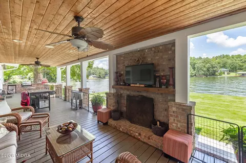 Exterior - 253 Scout Island Rd, Jackson, GA 30233 photo 8 of 20