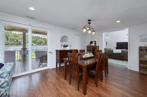 Dining - 253 Scout Island Rd, Jackson, GA 30233 photo 4 of 4