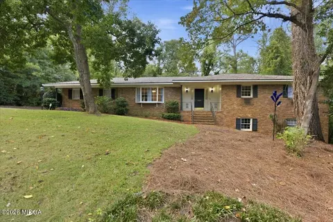 Exterior - 4895 Guerry Dr, Macon, GA 31210 photo 1 of 7