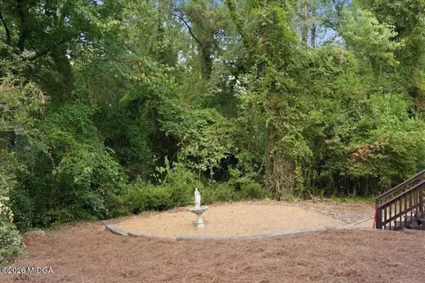Exterior - 4895 Guerry Dr, Macon, GA 31210 photo 5 of 7
