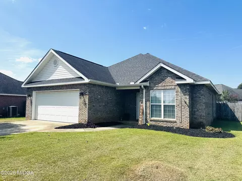 Exterior - 105 Ritz Ln, Perry, GA 31069 photo 2 of 6