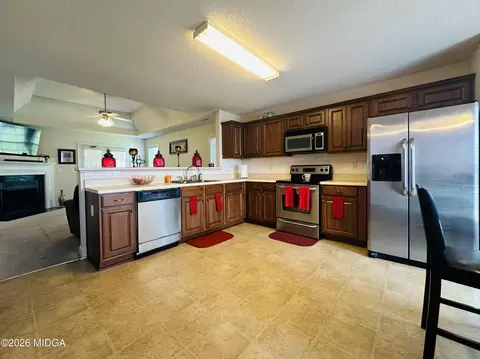 Kitchen - 105 Ritz Ln, Perry, GA 31069 photo 1 of 2