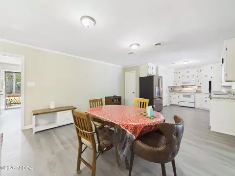 Dining - 103 Morningside Dr, Warner Robins, GA 31088 photo 2 of 3