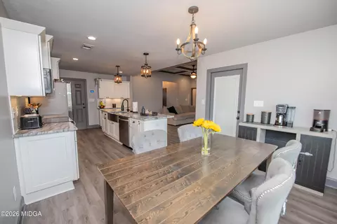 Dining - 121 Locks Heath Ct, Perry, GA 31069 photo 2 of 3