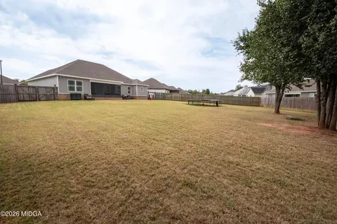 Exterior - 121 Locks Heath Ct, Perry, GA 31069 photo 6 of 10