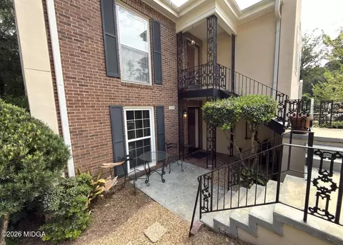 574 High Point North Rd, Macon, GA 31210