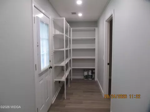 Entry Way - 116 Royal Ln, Gray, GA 31032 photo 1 of 1