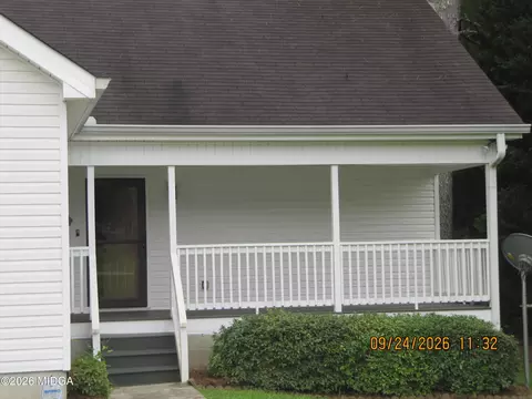 Exterior - 116 Royal Ln, Gray, GA 31032 photo 6 of 10