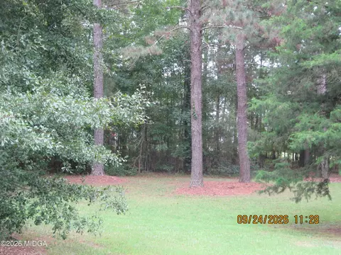 Exterior - 116 Royal Ln, Gray, GA 31032 photo 4 of 10
