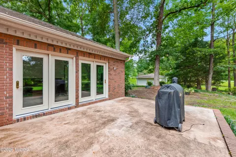 Exterior - 107 Springtime Dr, Warner Robins, GA 31088 photo 5 of 14