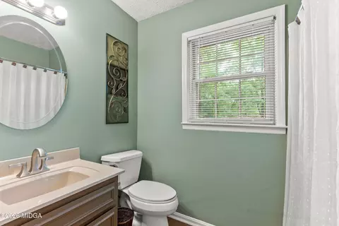 Bath - 107 Springtime Dr, Warner Robins, GA 31088 photo 9 of 9