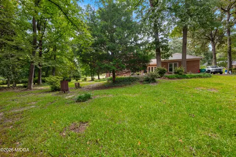 Exterior - 107 Springtime Dr, Warner Robins, GA 31088 photo 12 of 14