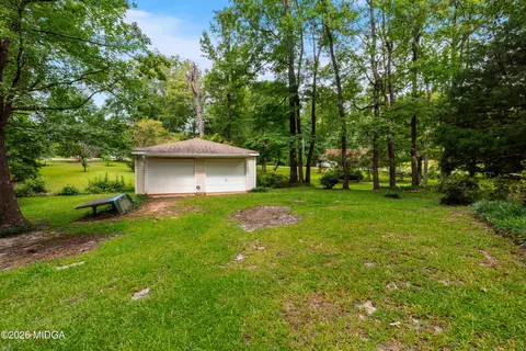 Exterior - 107 Springtime Dr, Warner Robins, GA 31088 photo 11 of 14