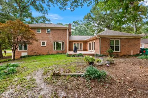 Exterior - 107 Springtime Dr, Warner Robins, GA 31088 photo 8 of 14