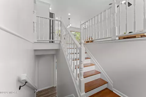 Entry Way - 106 Woodridge Dr, Warner Robins, GA 31088 photo 1 of 5
