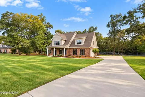 Exterior - 192 Jackson Dr, Forsyth, GA 31029 photo 2 of 7