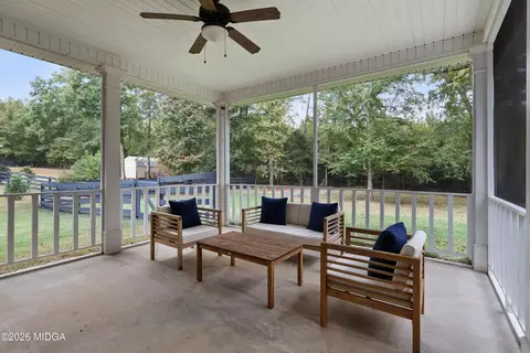 Exterior - 192 Jackson Dr, Forsyth, GA 31029 photo 6 of 9