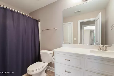 Bath - 192 Jackson Dr, Forsyth, GA 31029 photo 5 of 6