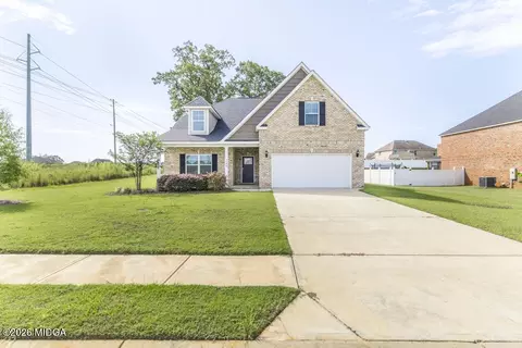 248 Oakley Ct, Bonaire, GA 31005