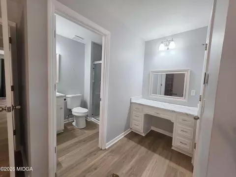 Bath - 159 Candler Rd, Gray, GA 31032 photo 7 of 7