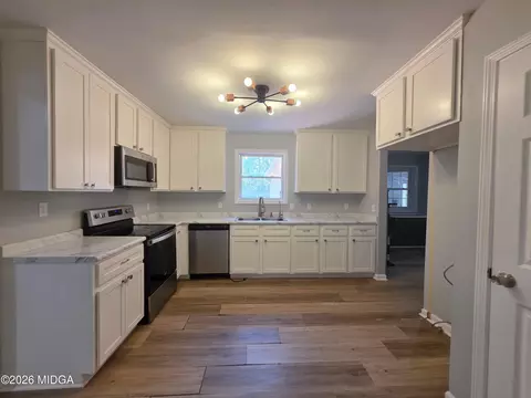 Kitchen - 159 Candler Rd, Gray, GA 31032 photo 1 of 1