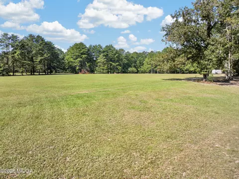 Exterior - 881 King Rd, Gordon, GA 31031 photo 5 of 6
