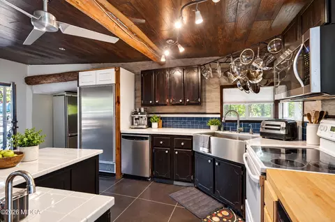 Kitchen - 881 King Rd, Gordon, GA 31031 photo 2 of 2