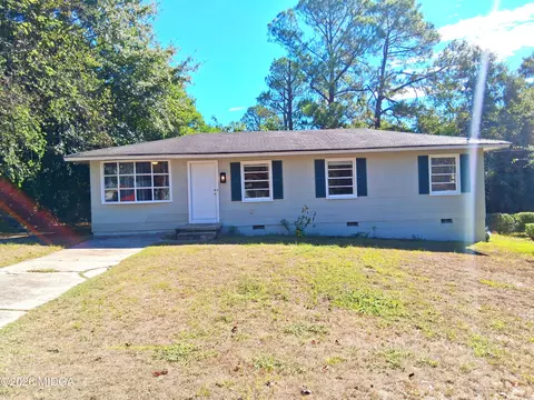 2454 Anthony Cir, Macon, GA 31206