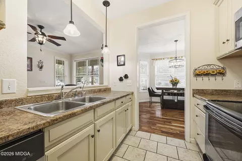 Kitchen - 358 Cypress Dr, Gray, GA 31032 photo 2 of 2
