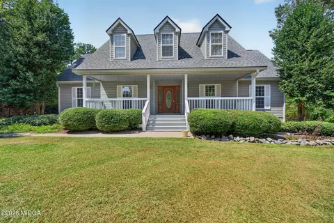 102 Lake Richardson Dr, Fort Valley, GA 31030
