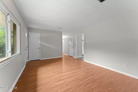 Living - 494 Sunset Cir, Forsyth, GA 31029 photo 4 of 4