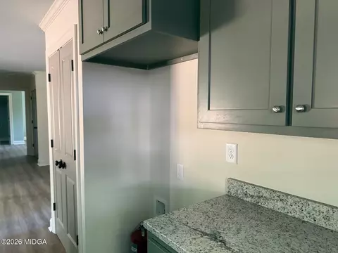 Other - 560 Eldorado Dr, Macon, GA 31204 photo 1 of 5