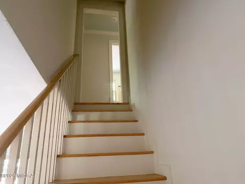 Entry Way - 560 Eldorado Dr, Macon, GA 31204 photo 2 of 2