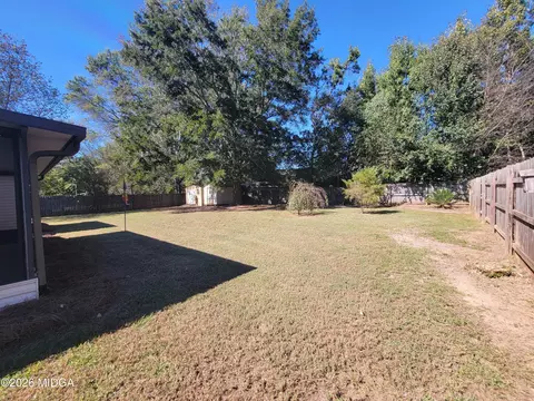 Exterior - 319 Silver Cir, Warner Robins, GA 31093 photo 5 of 7