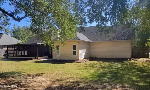 Other - 319 Silver Cir, Warner Robins, GA 31093 photo 5 of 5