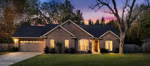 Exterior - 319 Silver Cir, Warner Robins, GA 31093 photo 7 of 7