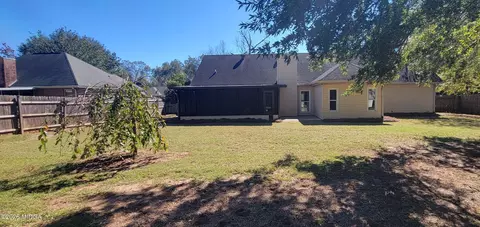 Exterior - 319 Silver Cir, Warner Robins, GA 31093 photo 4 of 7