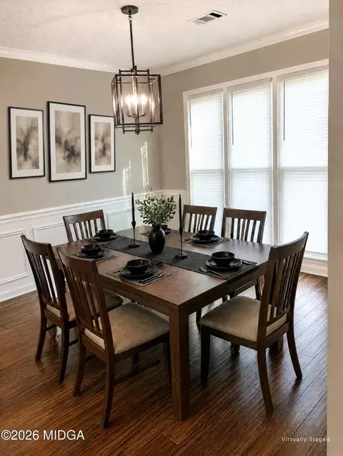 Dining - 319 Silver Cir, Warner Robins, GA 31093 photo 1 of 1