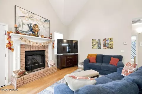 Living - 112 Dovecot Dr, Warner Robins, GA 31088 photo 1 of 1